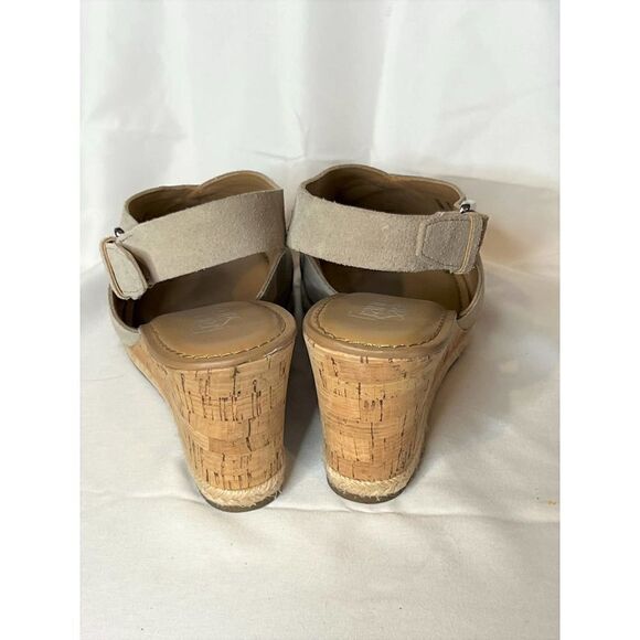 Franco Sarto Women's Julien Wedge Sandal Beige‎ Suede Espadrille Size 9M - Picture 5 of 5